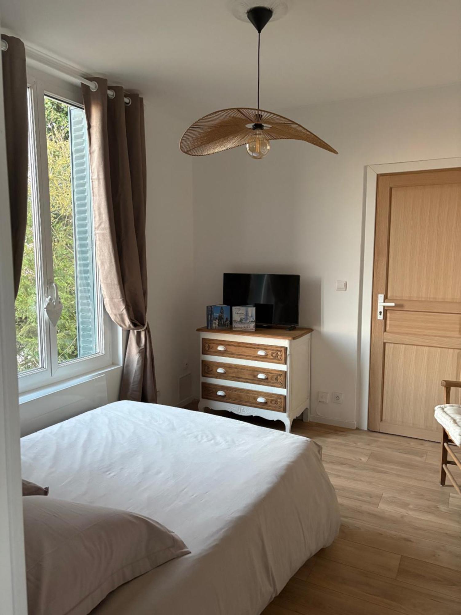 Studio 2 Chartres Gare Et Colisee A 100 M Zewnętrze zdjęcie